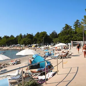Parco vacanze Easyatent Valkanela, Orsera