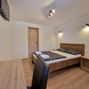 https://room-d.pula-hotels.org