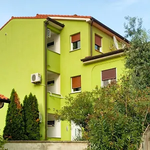 https://rafael-apartments.pula-hotels.org